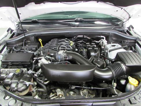 Used 2024 Dodge Durango GT AWD/4WD image 10
