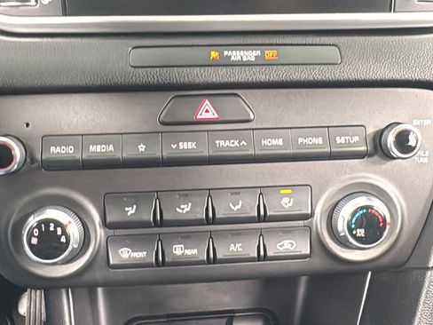 Used 2022 Kia Sportage LX image 26