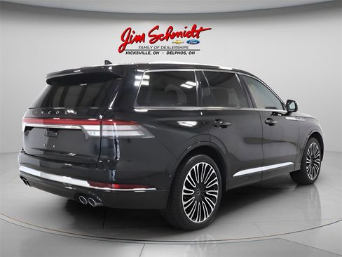 Used 2023 Lincoln Aviator Black Label image 6