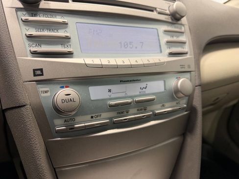 Used 2007 Toyota Camry Hybrid image 26