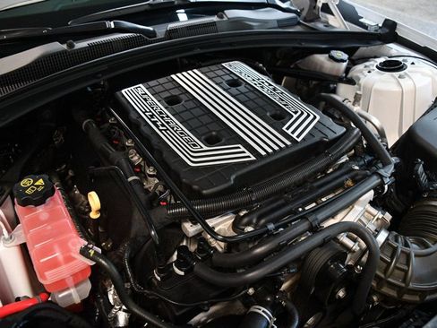 Used 2018 Chevrolet Camaro ZL1 RWD image 6