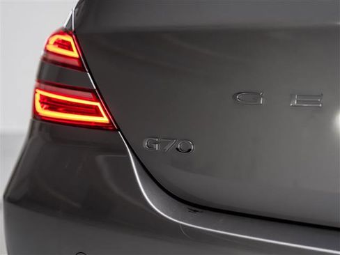 New 2026 Genesis G70 2.5T image 14