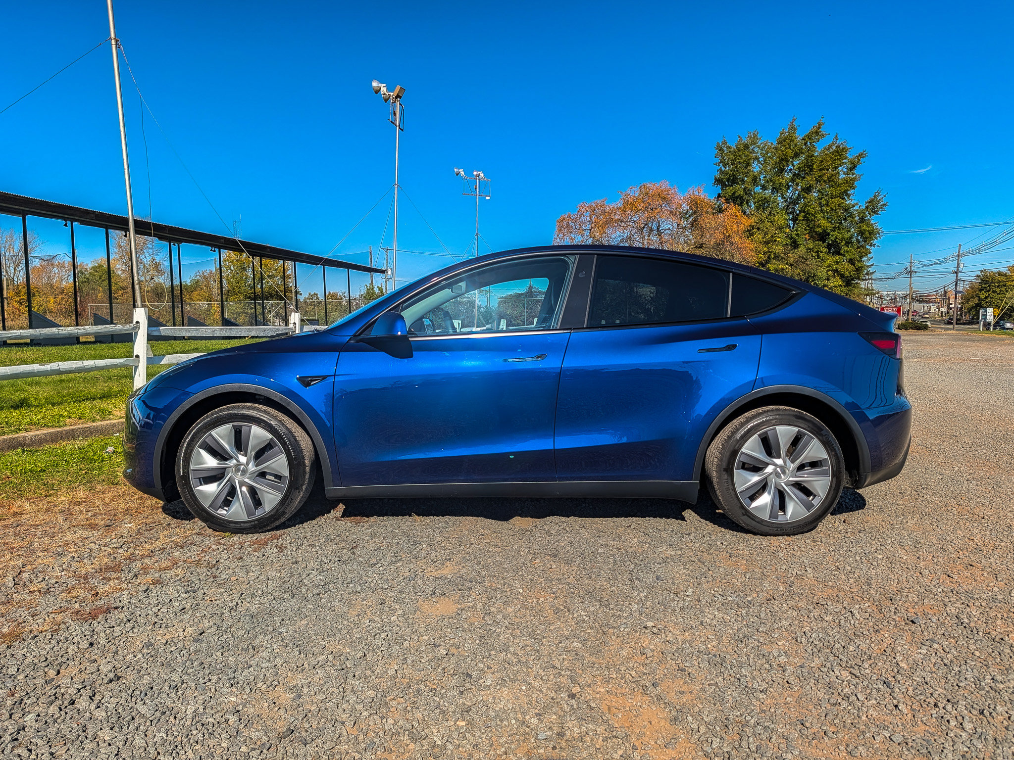 Used 2023 Tesla Model Y Long Range AWD/4WD image 9