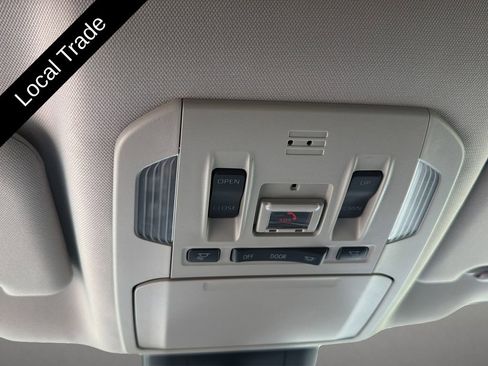 Used 2021 Toyota Highlander XLE FWD image 26