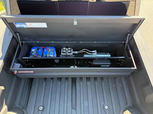 Used 2022 Ford F450 Platinum w/ FX4 Off-Road Package image 36