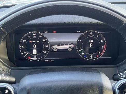 Used 2018 Land Rover Range Rover Velar R-Dynamic SE AWD/4WD image 21