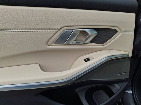 Used 2022 BMW M340i xDrive image 19