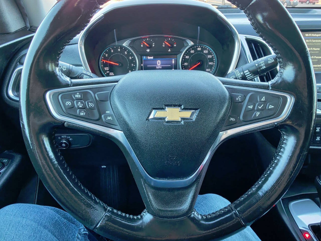 Used 2019 Chevrolet Equinox LT w/ Driver Convenience Package FWD image 24