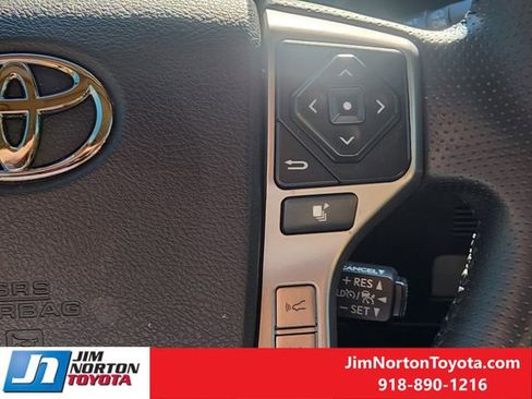 Used 2021 Toyota 4Runner Limited image 32