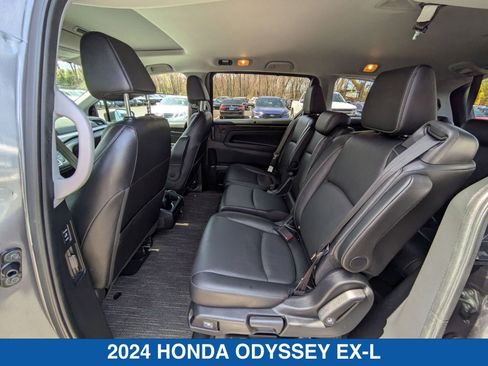 Used 2024 Honda Odyssey EX-L image 31