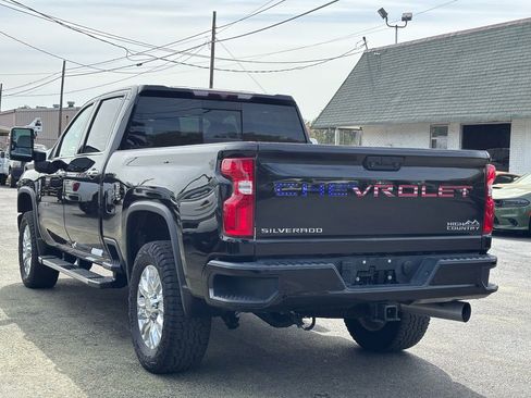Used 2022 Chevrolet Silverado 2500 High Country image 4
