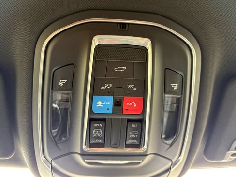 New 2026 Jeep Grand Cherokee Laredo X RWD image 27