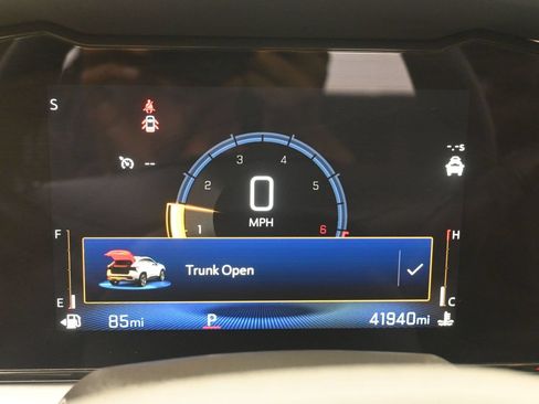 Used 2024 Chevrolet Trax LT FWD image 26