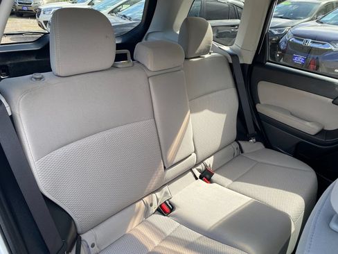 Used 2014 Subaru Forester 2.5i Premium w/ Popular Package #1 AWD/4WD image 16