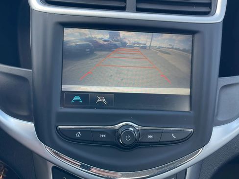 Used 2017 Chevrolet Sonic LT FWD image 23
