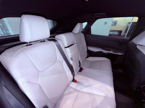 Certified 2023 Lexus RX 350 w/ Accessory Package (Z1) AWD/4WD image 17