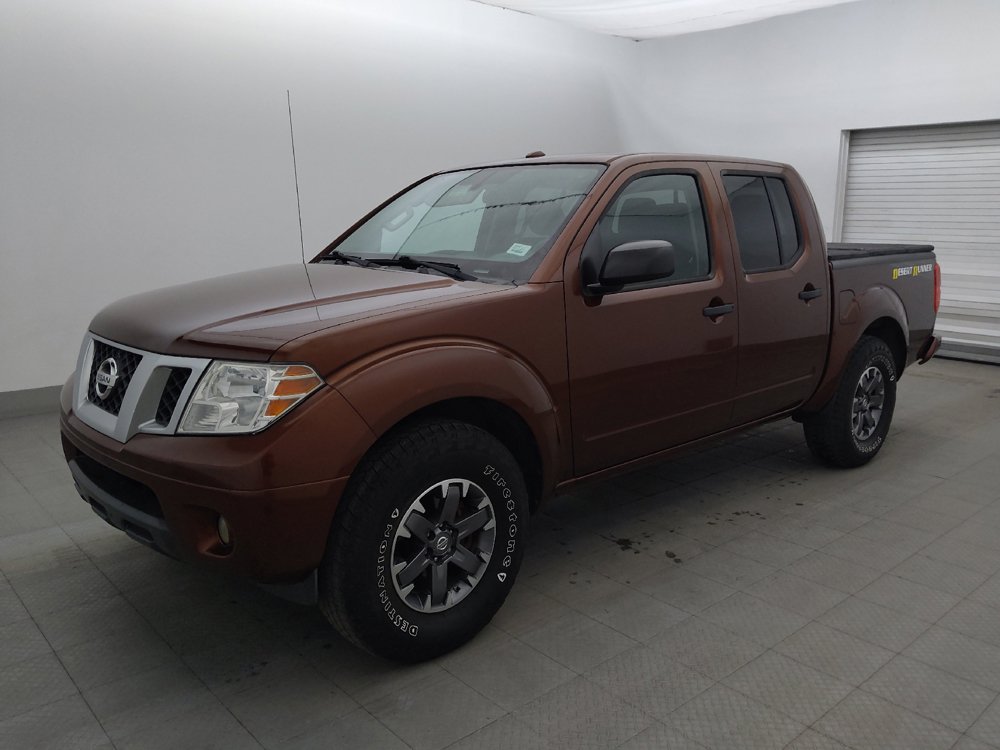 Used 2016 Nissan Frontier Desert Runner RWD image 2