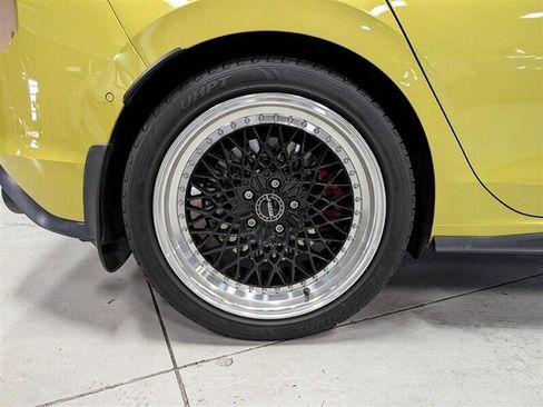 Used 2022 Volkswagen GTI Autobahn image 13