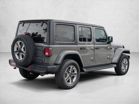 Used 2021 Jeep Wrangler Unlimited Sahara image 5