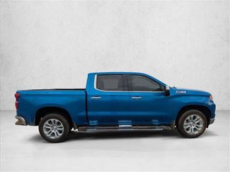 Used 2023 Chevrolet Silverado 1500 LTZ w/ LTZ Premium Package AWD/4WD video 4