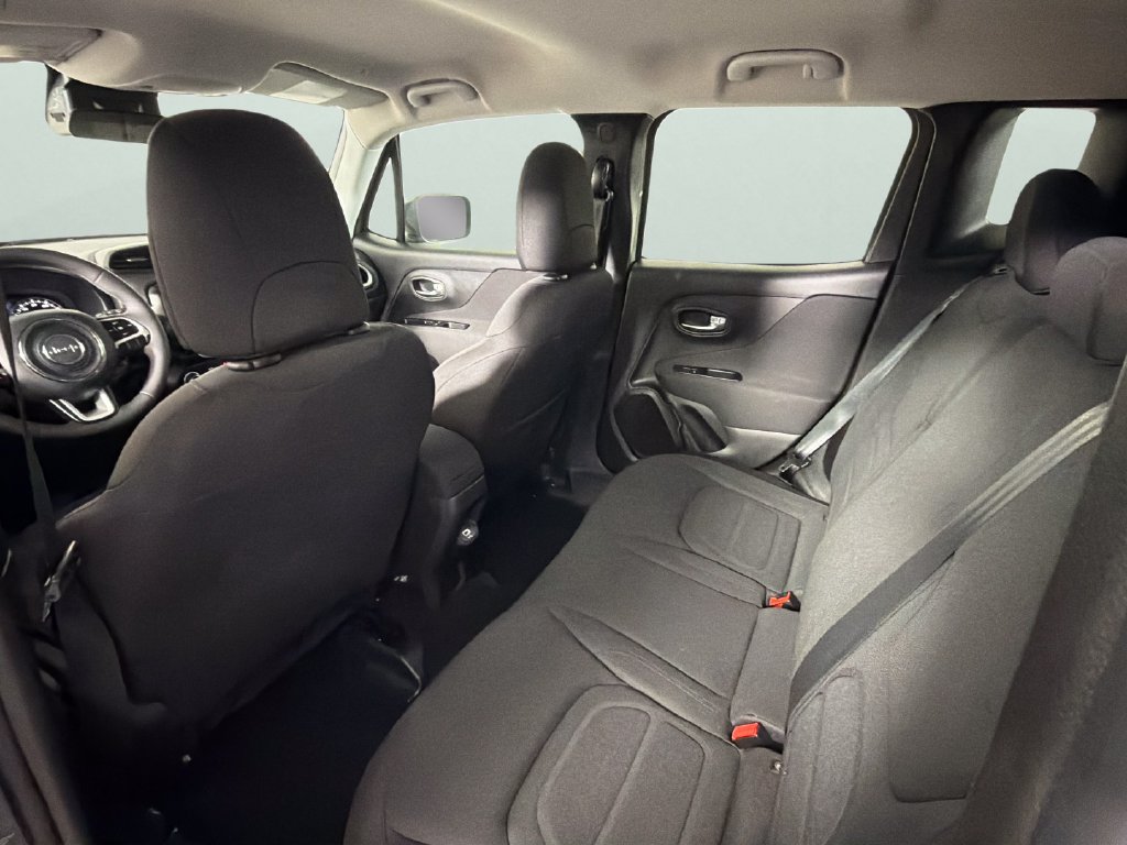 Used 2021 Jeep Renegade Latitude FWD image 27