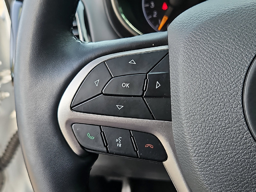 Certified 2021 Jeep Grand Cherokee High Altitude AWD/4WD image 25