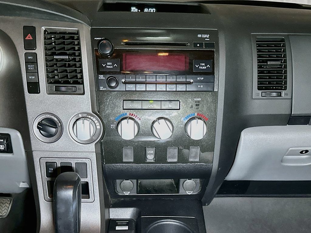 Used 2012 Toyota Tundra 4x4 Double Cab w/ TRD Off-Road Pkg image 11