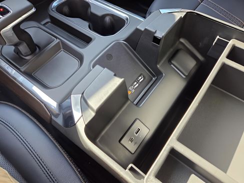 New 2026 Chevrolet Silverado 1500 High Country image 12