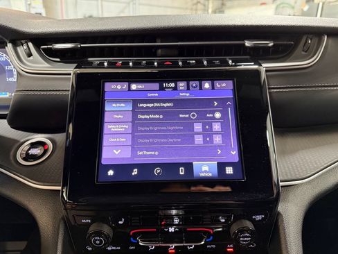 Certified 2025 Jeep Grand Cherokee Laredo X w/ Luxury Tech Group I AWD/4WD image 14