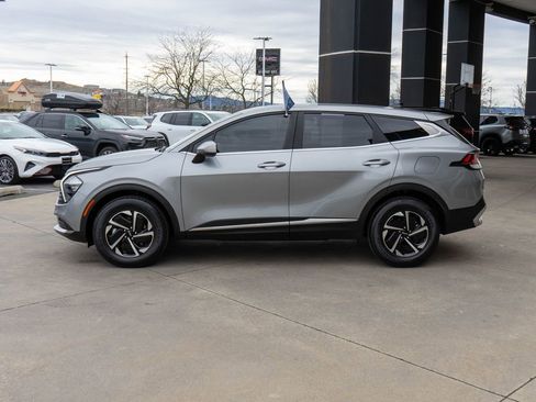 Certified 2023 Kia Sportage LX image 4