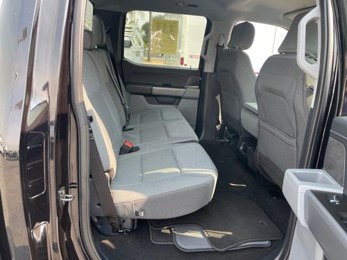 Used 2024 Ford F150 XLT image 12