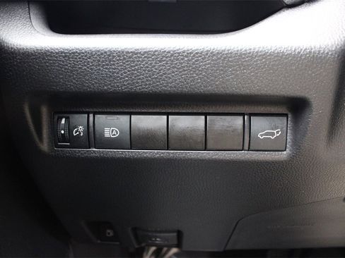 Used 2022 Toyota RAV4 XSE image 27