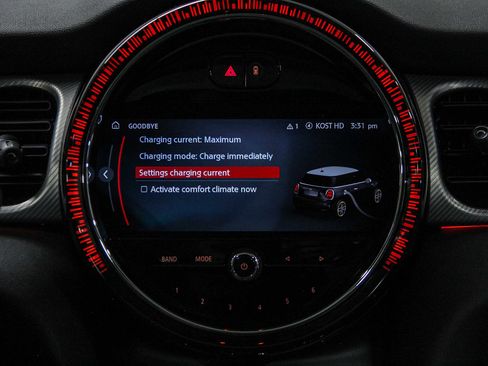 Certified 2024 MINI Cooper SE image 15