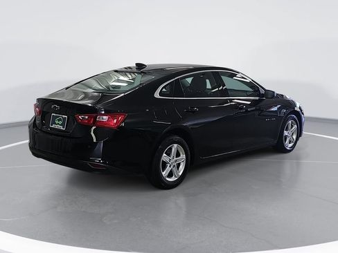 Used 2024 Chevrolet Malibu LS FWD image 3