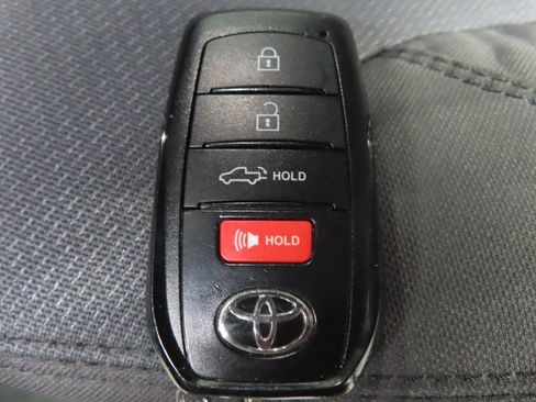 Used 2025 Toyota Tundra SR5 w/ SR5 Convenience Package AWD/4WD image 58