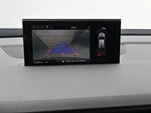 Used 2017 Audi Q7 3.0T Premium Plus image 6