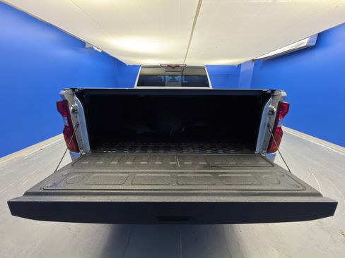 Used 2020 Chevrolet Silverado 2500 LTZ w/ LTZ Premium Package image 30