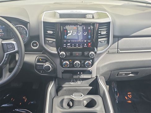 Used 2021 RAM 1500 Big Horn image 16