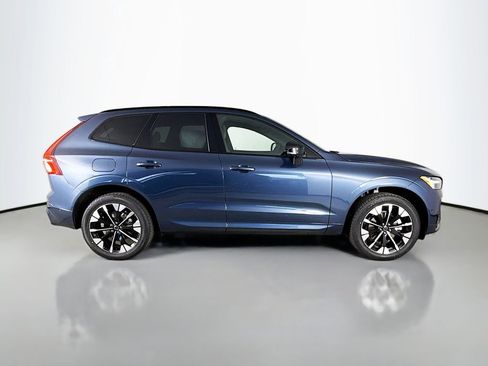 New 2026 Volvo XC60 B5 Plus w/ Protection Package Premier AWD/4WD image 8