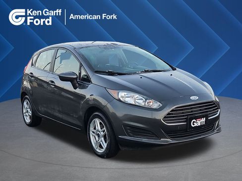 Used 2019 Ford Fiesta SE image 1