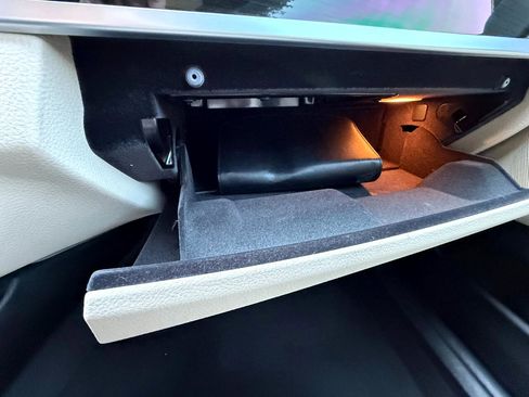 Used 2014 BMW 528i Sedan image 26