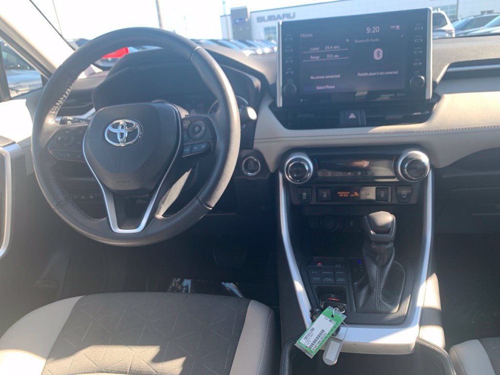 Used 2022 Toyota RAV4 XLE w/ Convenience Package AWD/4WD image 11