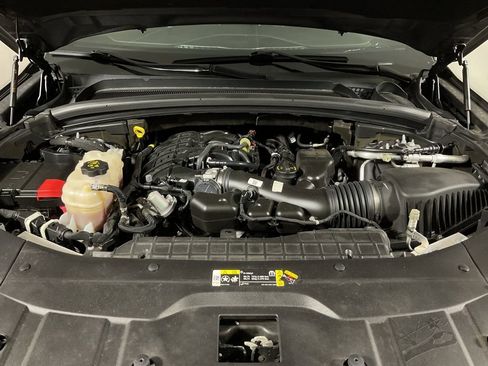Used 2023 Jeep Grand Cherokee Altitude AWD/4WD image 43