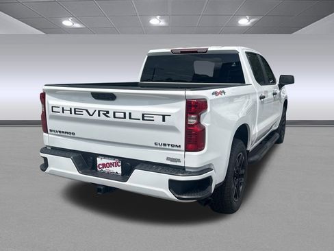 Used 2026 Chevrolet Silverado 1500 Custom w/ Turbomax Blackout Package AWD/4WD image 3