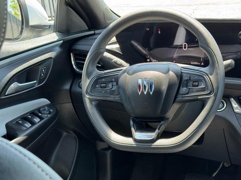 Used 2024 Buick Envista Preferred FWD image 12