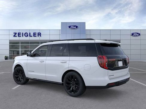 New 2025 Ford Expedition Platinum w/ Stealth Appearance Package image 4