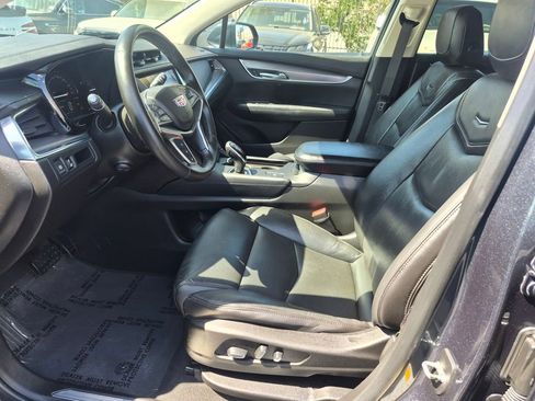 Used 2019 Cadillac XT5 Luxury FWD image 12