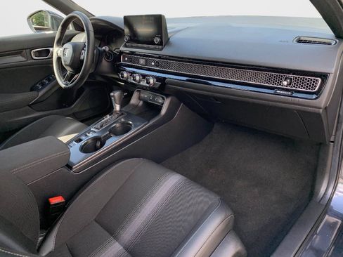 Certified 2025 Honda Civic Sport image 35