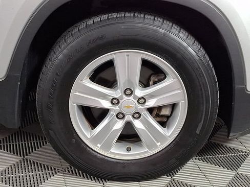 Used 2019 Chevrolet Trax LT w/ LT Convenience Package FWD image 11