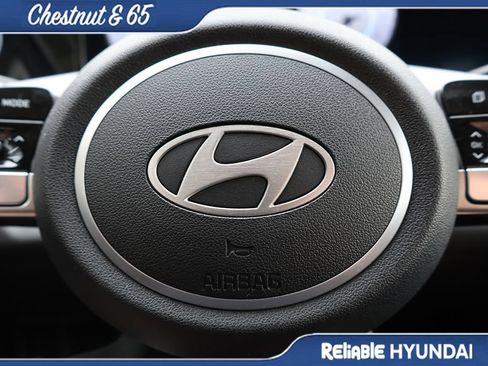 Certified 2024 Hyundai Elantra SEL w/ Convenience Package FWD image 28